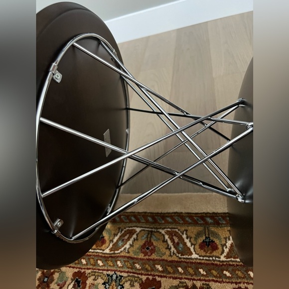 Rocking Stool by Isamu Noguchi for Vitra - Picture 6 of 8